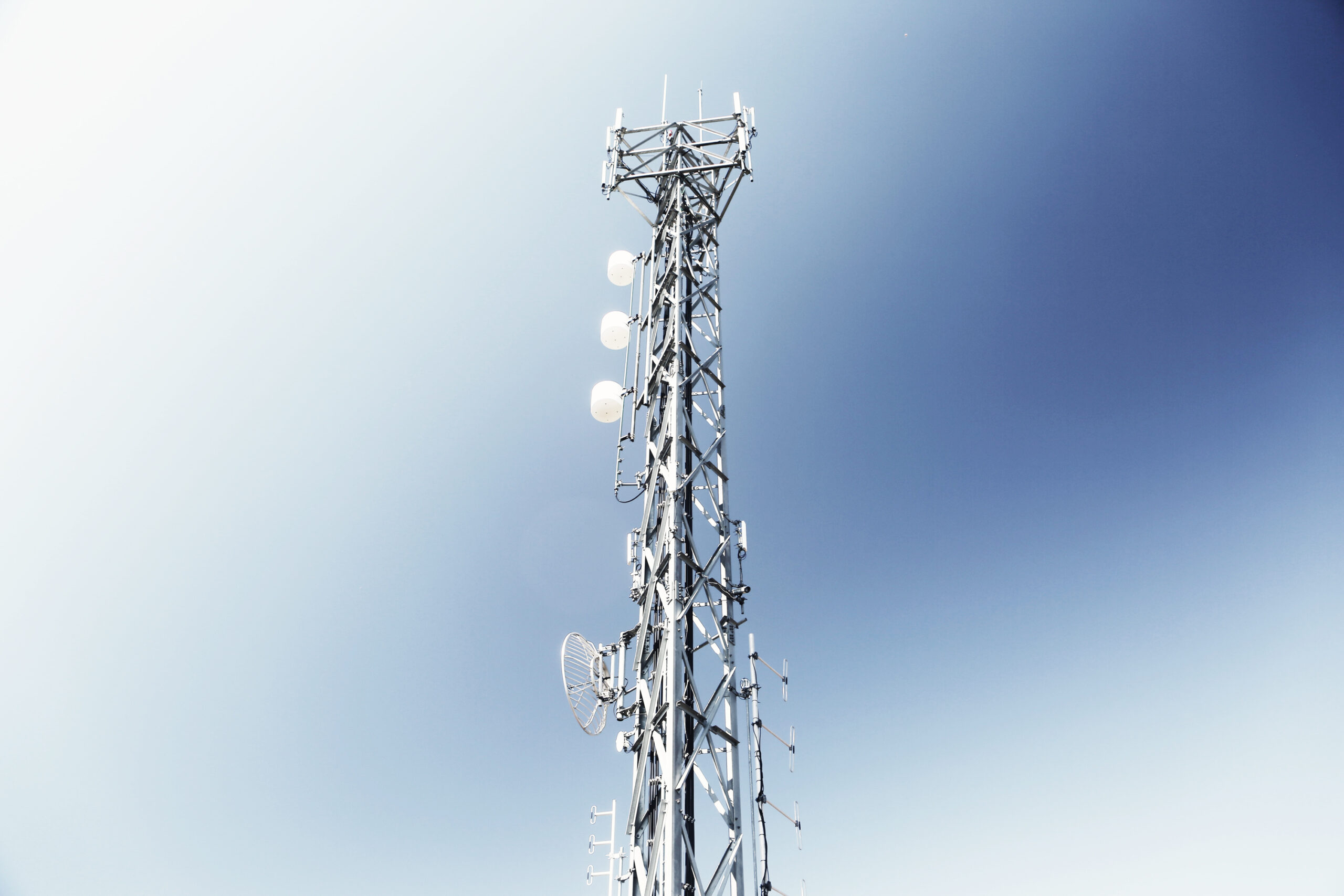 Relaisstation mit Antennen